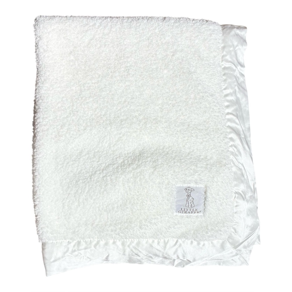 LITTLE GIRAFFE Chenille Blanket in White